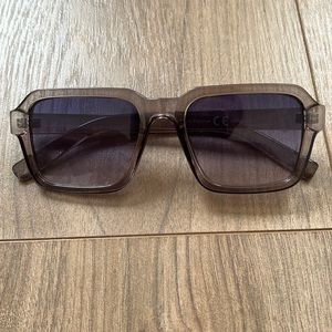 Vintage Shop Sunglasses - Purple/Grey Tint